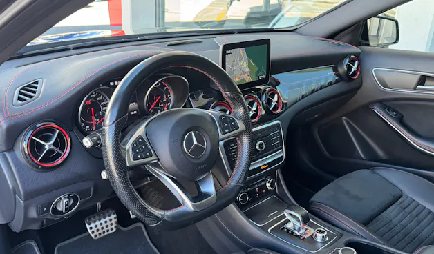 MERCEDES-BENZ GLA 45 AMG 4Matic 7G-DCT