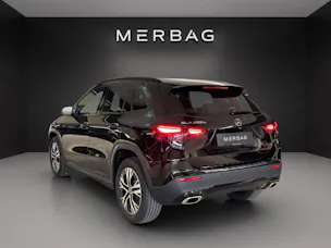 MERCEDES-BENZ GLA 250 e with EQ Hybrid Technology EQ-Star