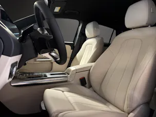 MERCEDES-BENZ GLA 250 e with EQ Hybrid Technology EQ-Star