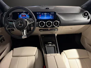 MERCEDES-BENZ GLA 250 e with EQ Hybrid Technology EQ-Star