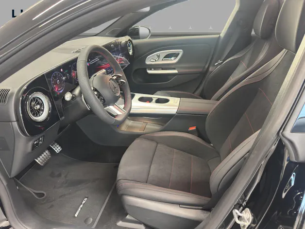 MERCEDES-BENZ CLA Shooting Brake 220 4Matic 8G-DCT