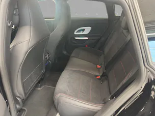 MERCEDES-BENZ CLA Shooting Brake 220 4Matic 8G-DCT