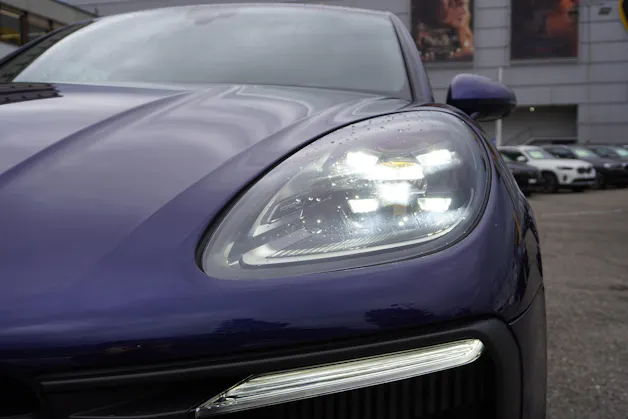 PORSCHE Macan GTS PDK