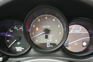 PORSCHE Macan GTS PDK