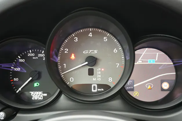 PORSCHE Macan GTS PDK