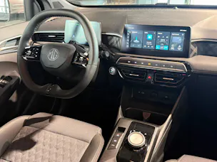 MG 3 1.5 Hybrid Luxury Aut.