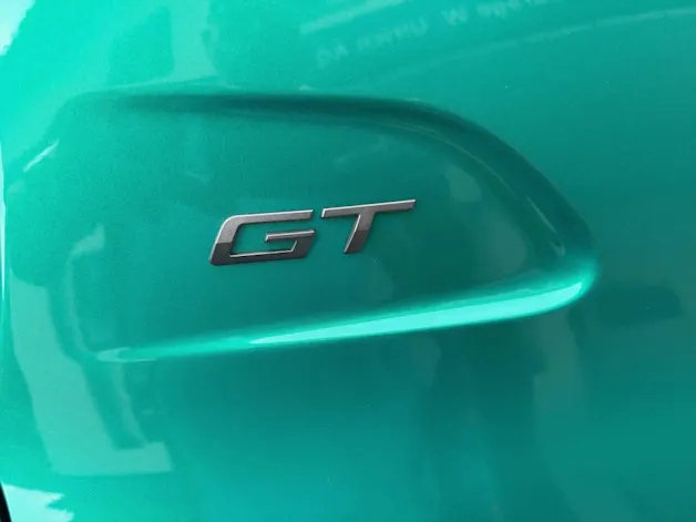 PEUGEOT 208 1.2 Hybrid 145 GT Exclusive