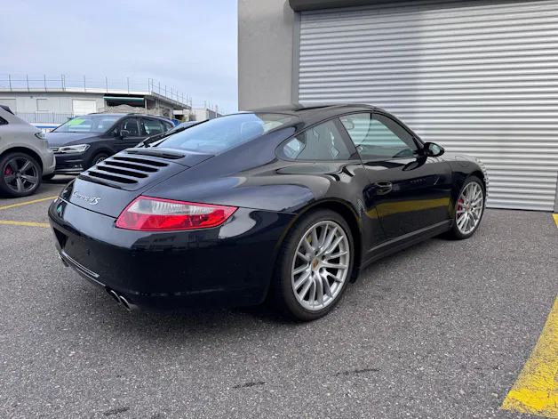 PORSCHE 911 Carrera 4S