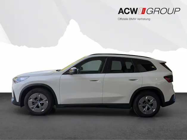 BMW iX1 xDrive30