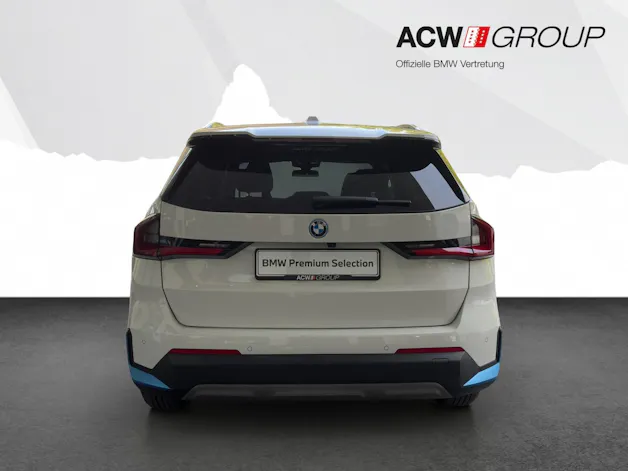 BMW iX1 xDrive30