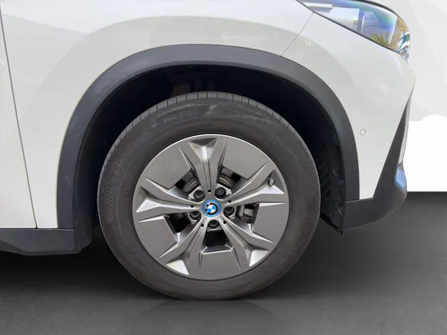 BMW iX1 xDrive30