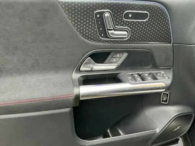 MERCEDES-BENZ GLA AMG 35 4Matic 8G-DCT