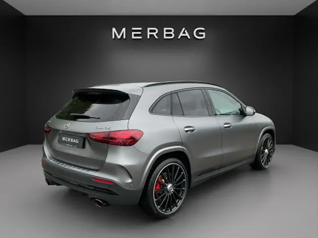 MERCEDES-BENZ GLA AMG 35 4Matic 8G-DCT