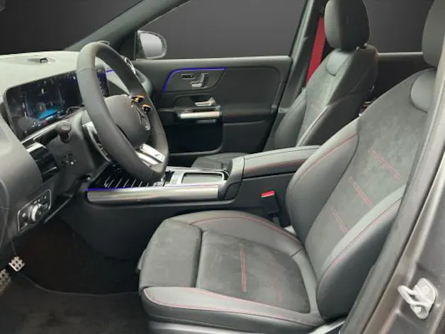 MERCEDES-BENZ GLA AMG 35 4Matic 8G-DCT