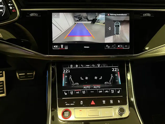 AUDI RSQ8 quattro