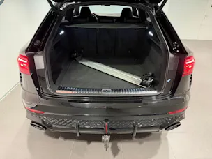 AUDI RSQ8 quattro