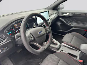 FORD Focus 1.0 MHEV ST-Line Automat