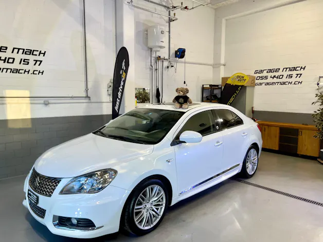Suzuki Kizashi 2.4 GL Top Indigo 4WD CVT Sport ✅