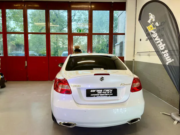Suzuki Kizashi 2.4 GL Top Indigo 4WD CVT Sport ✅
