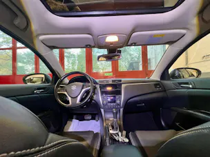 Suzuki Kizashi 2.4 GL Top Indigo 4WD CVT Sport ✅