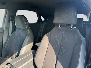 DS AUTOMOBILES DS7 DS 7 Crossback E-Tense 300 4x4 Performance Line