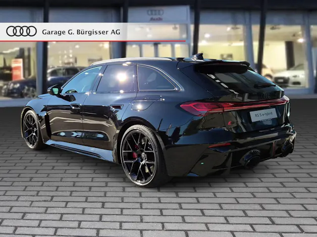AUDI RS 5 Avant TFSI 470 kW Tiptronic quattro Mythosschwarz Metallic