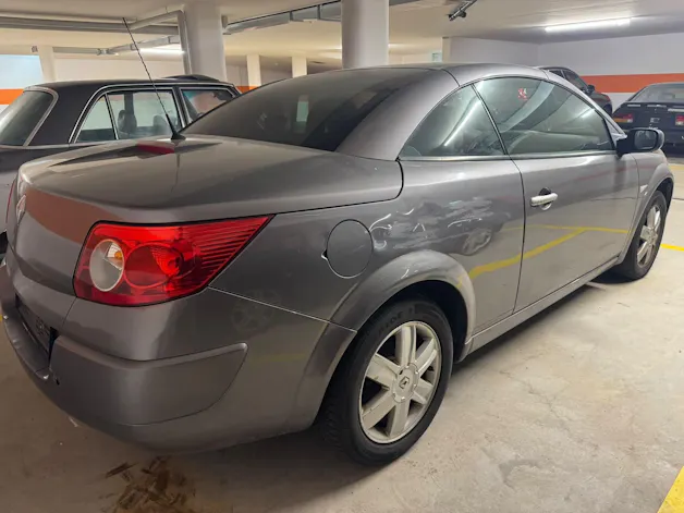 RENAULT Mégane C-C 2.0 16V T Dynamic Confort