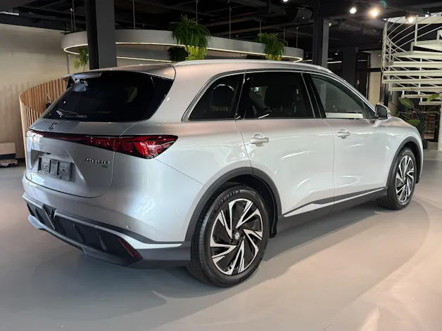 MG S6 EV 77kWh Luxury AWD
