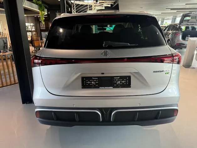 MG S6 EV 77kWh Luxury AWD