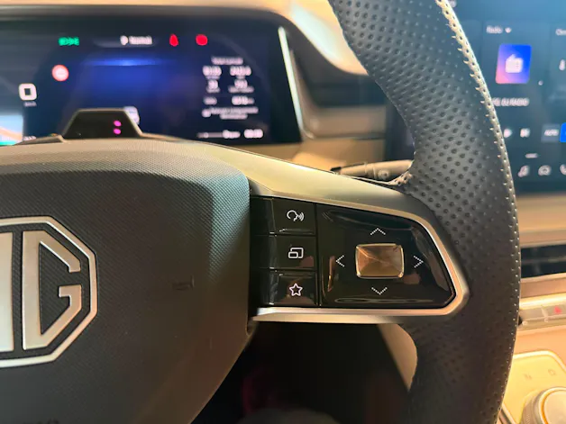 MG S6 EV 77kWh Luxury AWD