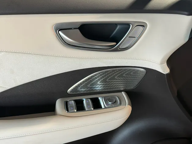 MG S6 EV 77kWh Luxury AWD