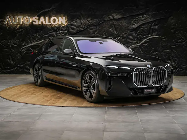 BMW 740d xDrive M Sport Steptronic *Werksgarantie*Standheizung*Panorama*Theater Screen*