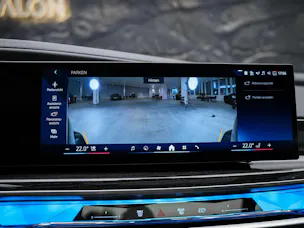 BMW 740d xDrive M Sport Steptronic *Werksgarantie*Standheizung*Panorama*Theater Screen*