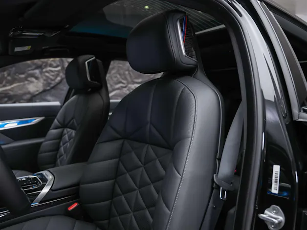 BMW 740d xDrive M Sport Steptronic *Werksgarantie*Standheizung*Panorama*Theater Screen*