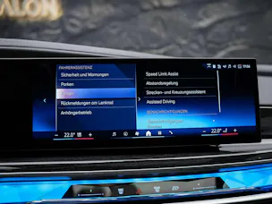 BMW 740d xDrive M Sport Steptronic *Werksgarantie*Standheizung*Panorama*Theater Screen*