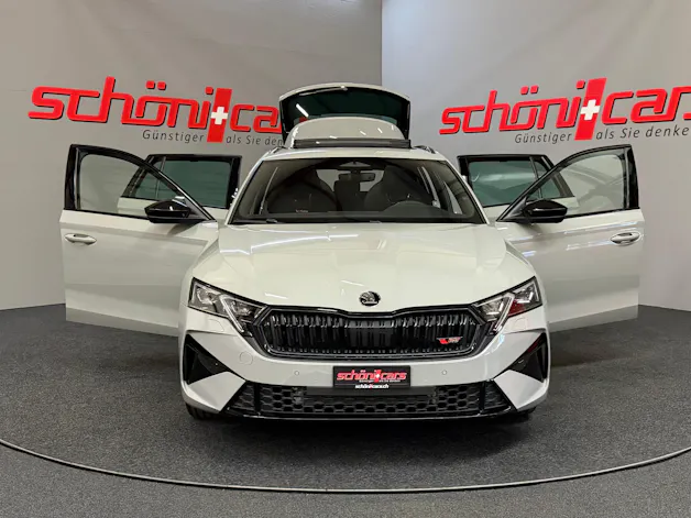 SKODA Octavia Combi 2.0 TSI DSG RS
