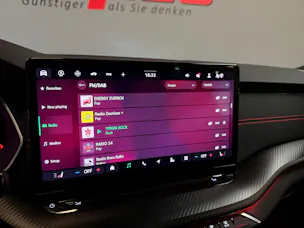 SKODA Octavia Combi 2.0 TSI DSG RS