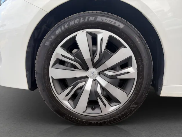 PEUGEOT 208 1.2 PureTech 100 PS Active Pack