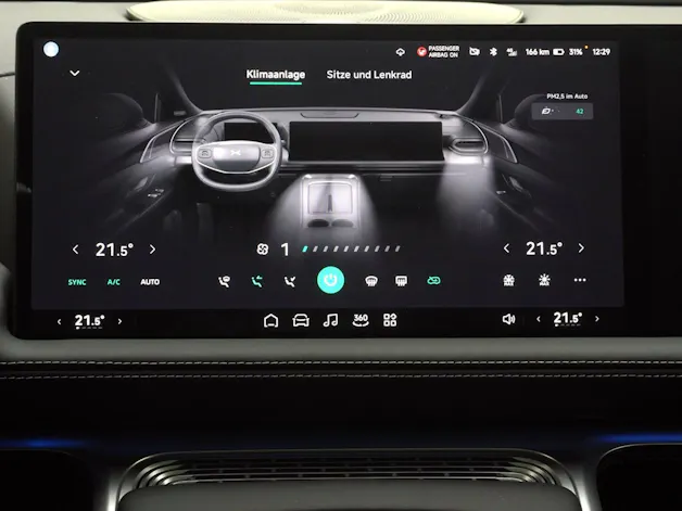 XPENG G9 Performance Black Edition AWD
