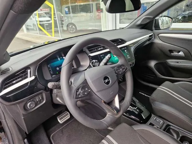 OPEL Corsa 1.2 T Hybrid GS