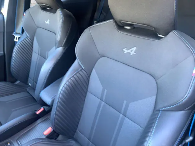 RENAULT CLIO esprit Alpine E-TECH full Hybrid