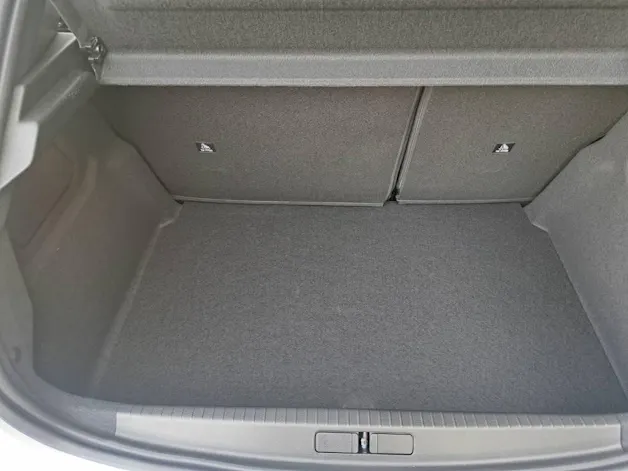 PEUGEOT 208 e-Allure 136cv