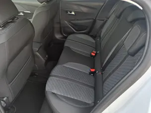 PEUGEOT 208 e-Allure 136cv