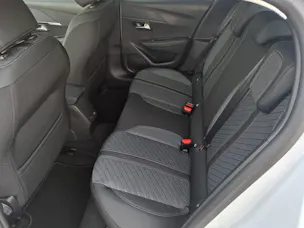 PEUGEOT 208 e-Allure 136cv