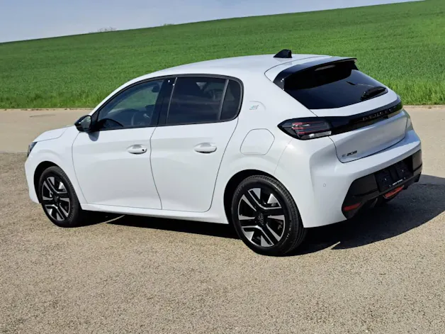 PEUGEOT 208 e-Allure 136cv