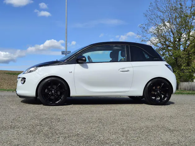 OPEL Adam 1.0i turbo Black Jack 115cv