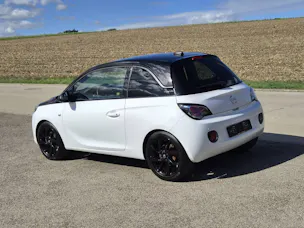 OPEL Adam 1.0i turbo Black Jack 115cv