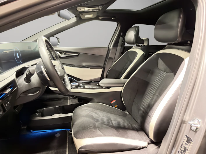 immagine del veicolo KIA EV6