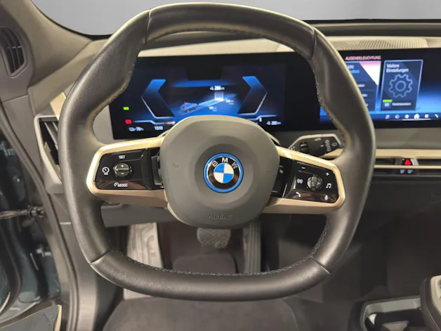 BMW iX xDrive40