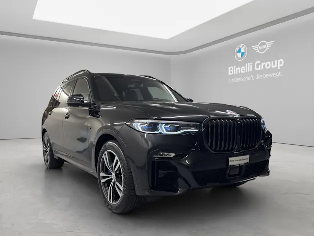 BMW X7 M50i